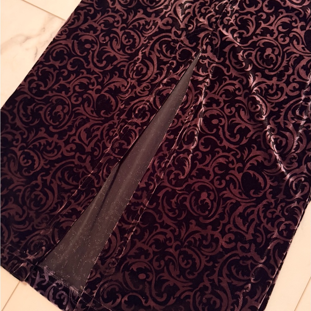 Vintage Velvet Maxi Dress - Picture 7 of 10